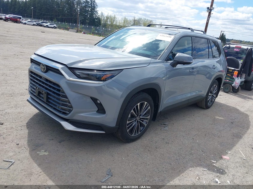 2025 Toyota Grand Highlander Hybrid Platinum Max