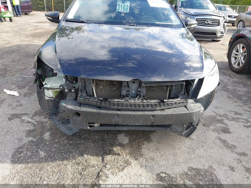 2013 Volkswagen Cc 2.0T R-Line VIN: WVWBN7AN9DE540792 Lot: 44812198