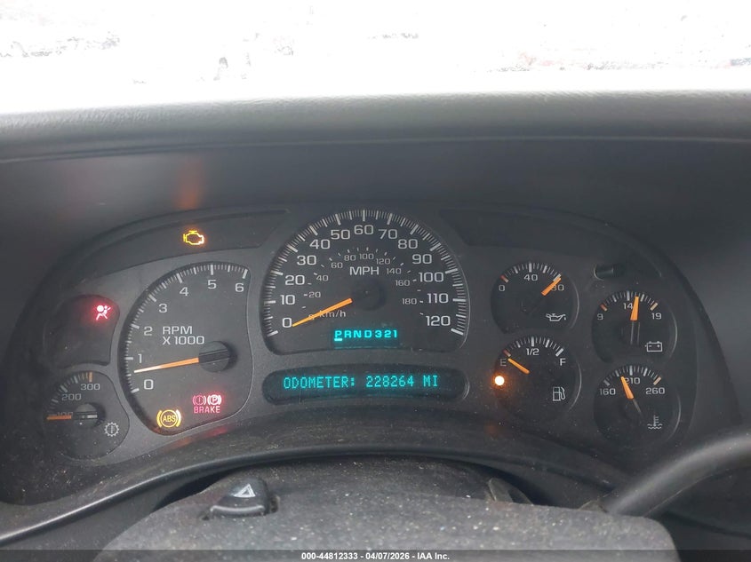 2004 GMC SIERRA 2500 auction photo 7