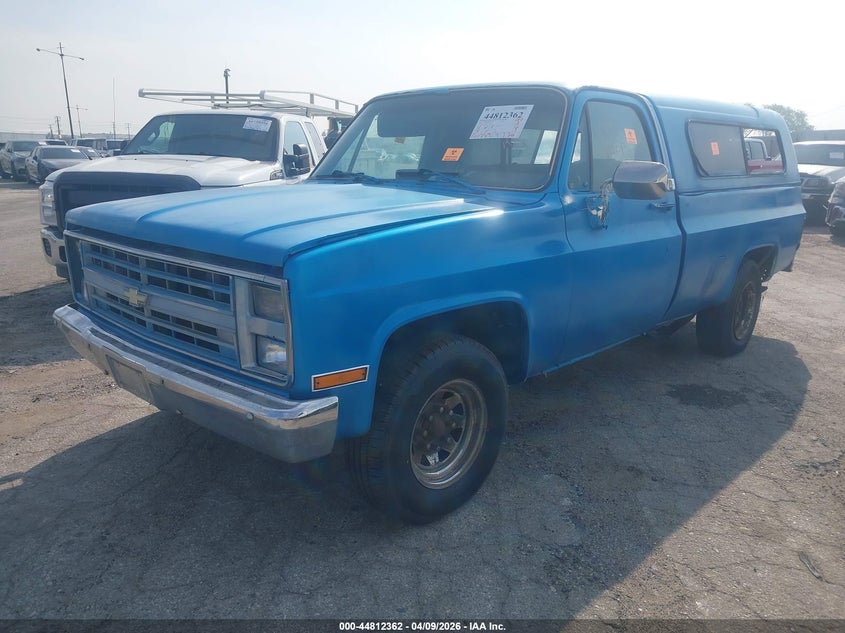 1986 CHEVROLET C20 auction photo 2