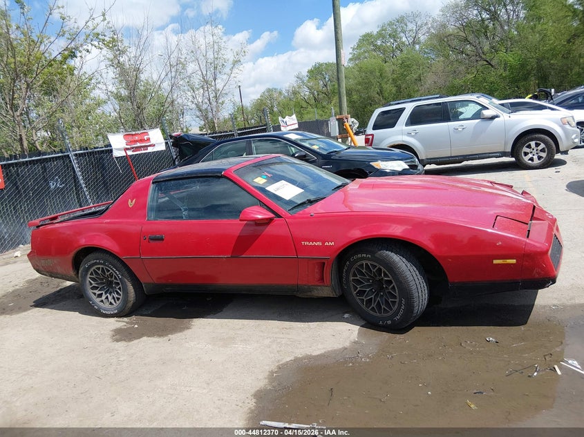 1982 Pontiac Firebird Trans Am VIN: 1G2AW8775CL542321 Lot: 44812370