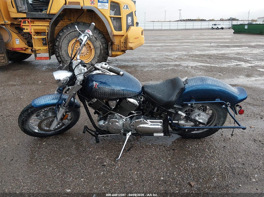 2004 Yamaha Xvs1100 A VIN: JYAVP11E64A058238 Lot: 44812397