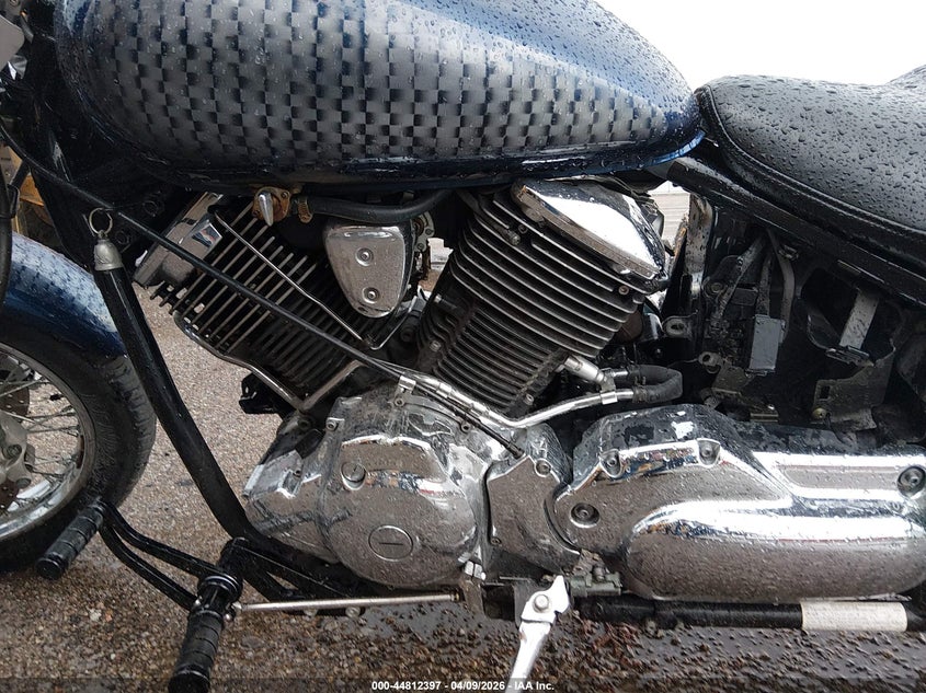 2004 Yamaha Xvs1100 A VIN: JYAVP11E64A058238 Lot: 44812397