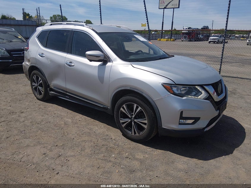2018 NISSAN ROGUE SL