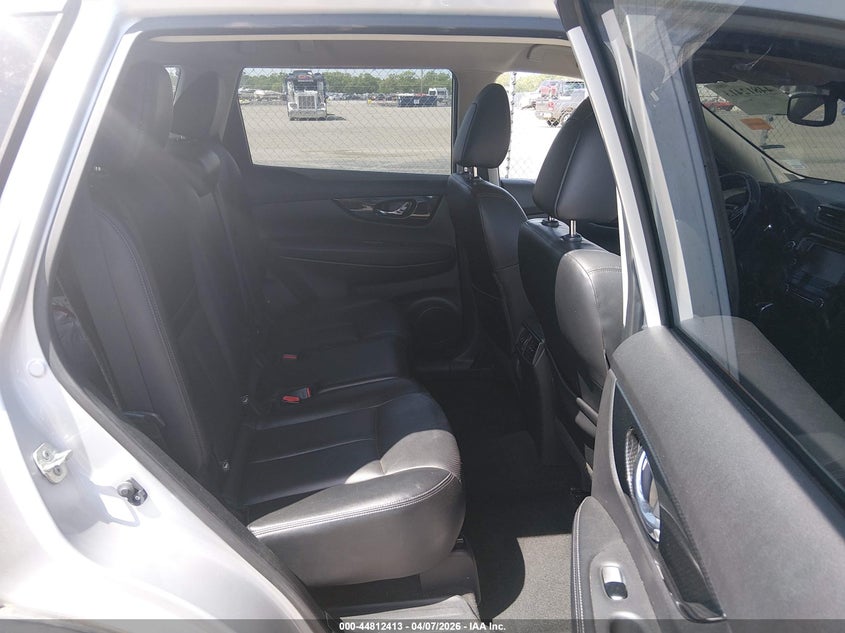 2018 NISSAN ROGUE auction photo 8