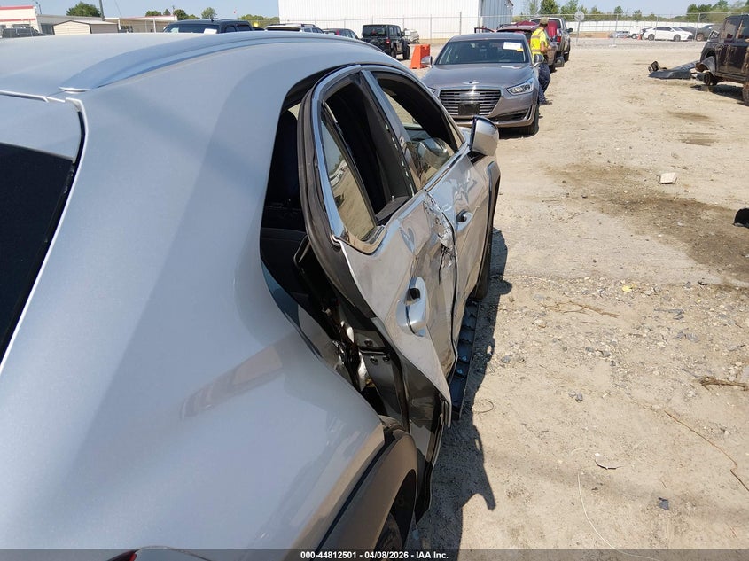 2019 Lexus Ux 200 VIN: JTHY3JBH5K2013786 Lot: 44812501