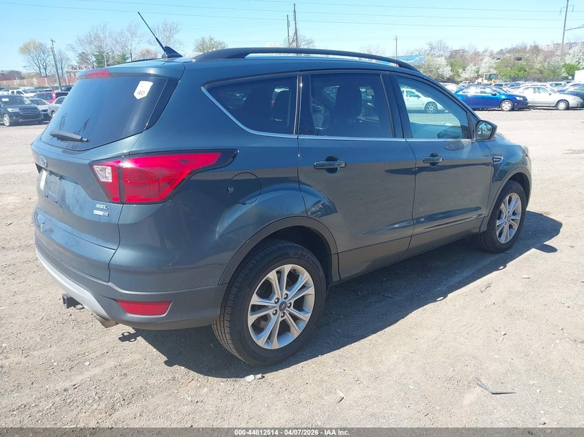 2019 Ford Escape Sel