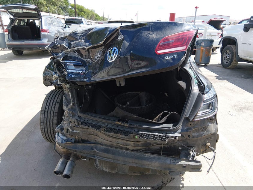 2013 Volkswagen Cc 2.0T Sport VIN: WVWBP7ANXDE521727 Lot: 44812520