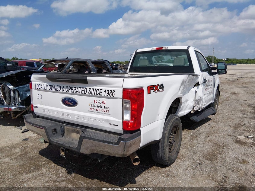 2017 Ford F250 6.2 F-250 Xl white Lot 111044812537 Vin 1FTBF2A60HEE50218