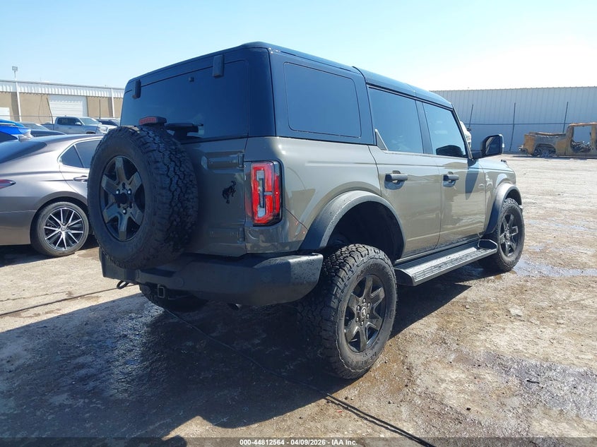 2025 Ford Bronco 2.7 Outer Banks green Lot 111044812564 Vin 1FMEE8BP1SLB49000