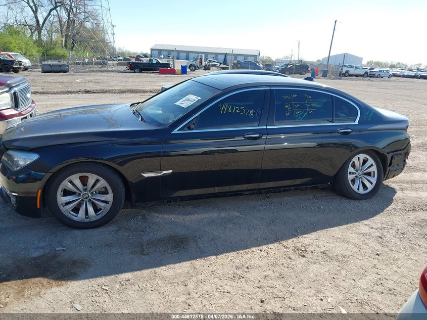 2015 BMW 7er 3.0 740Li xDrive black Lot 111044812578 Vin WBAYF4C53FG291705