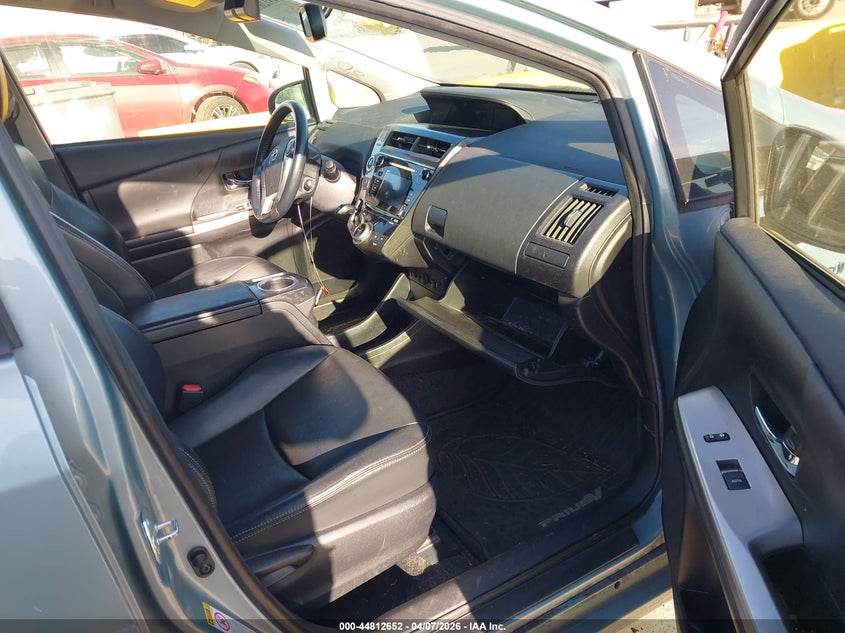 2017 Toyota Prius V Four