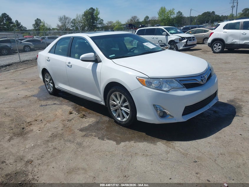2012 Toyota Camry Hybrid Xle