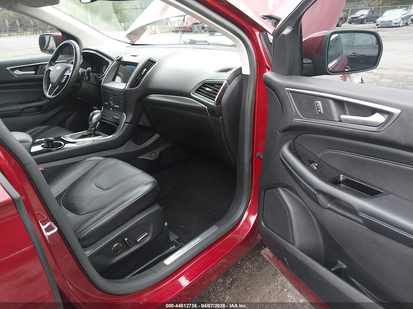 2016 Ford Edge Titanium