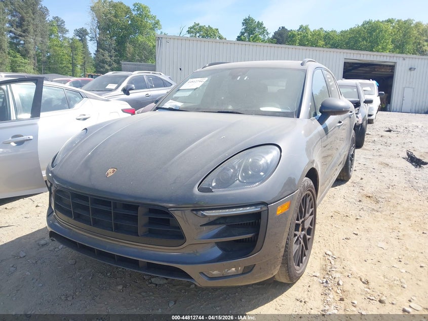 2018 Porsche Macan Gts
