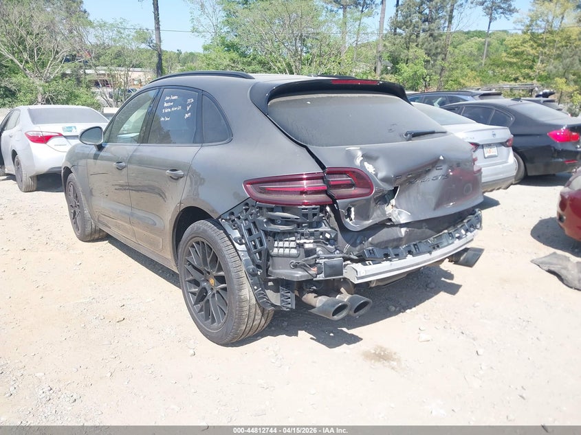 2018 Porsche Macan Gts