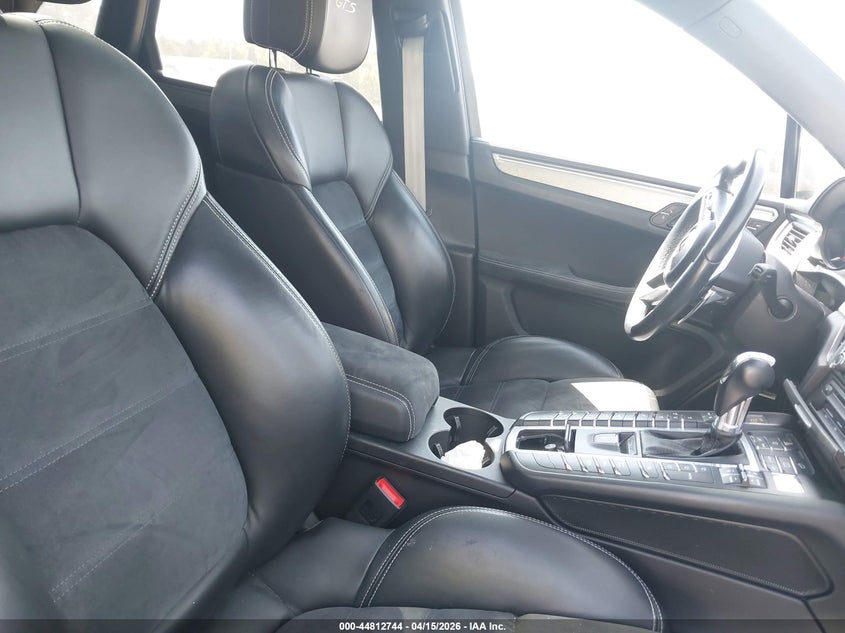 2018 Porsche Macan Gts