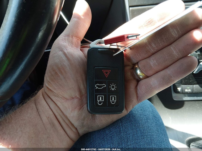 2015 Volvo V60 T5 Premier VIN: YV1612SK0F1228837 Lot: 44812762