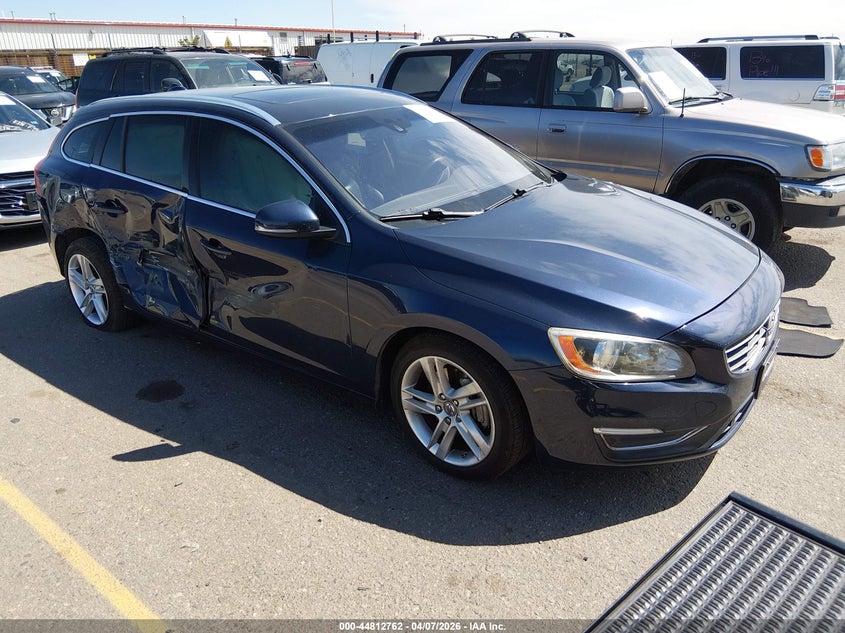 YV1612SK0F1228837 2015 Volvo V60 T5 Premier auction photo 1
