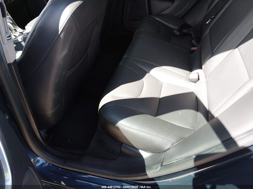 2015 Volvo V60 T5 Premier VIN: YV1612SK0F1228837 Lot: 44812762