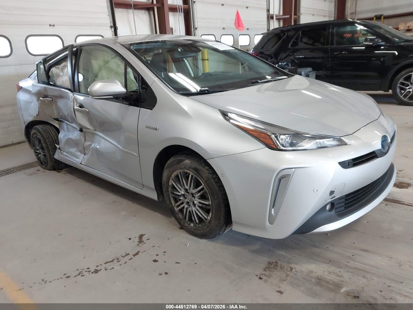 2019 TOYOTA PRIUS LE