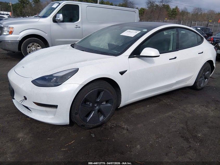 5YJ3E1EBXMF056355 2021 Tesla Model 3 Long Range Dual Motor All-Wheel Drive white
