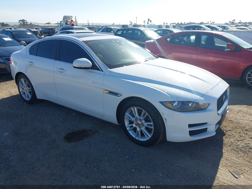 2019 Jaguar Xe 25T Premium