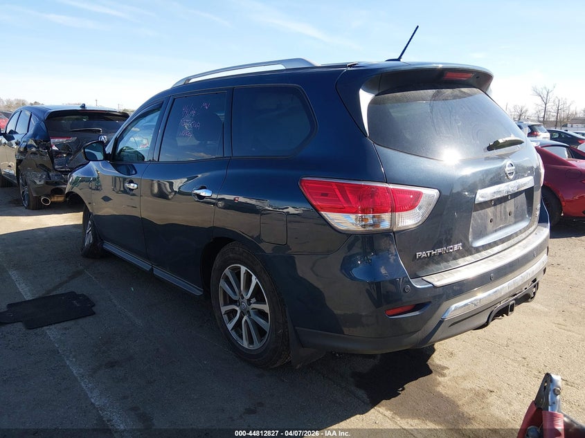 2015 Nissan Pathfinder Sv