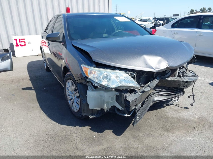 2014 Toyota Camry Le