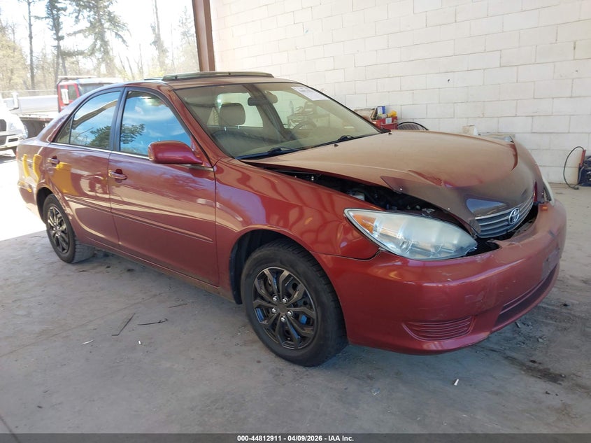 2005 Toyota Camry Le