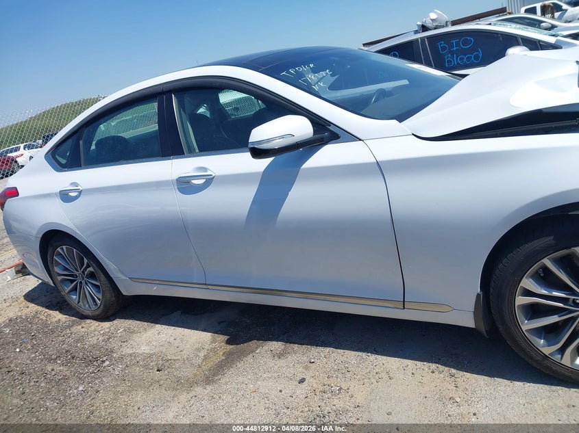 2015 Hyundai Genesis 3.8 VIN: KMHGN4JE3FU039356 Lot: 44812912