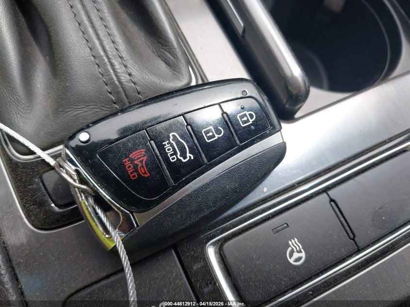 2015 Hyundai Genesis 3.8 VIN: KMHGN4JE3FU039356 Lot: 44812912