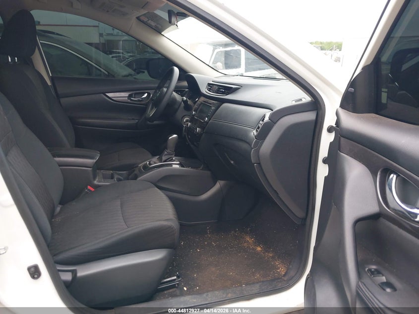 2018 NISSAN ROGUE auction photo 5