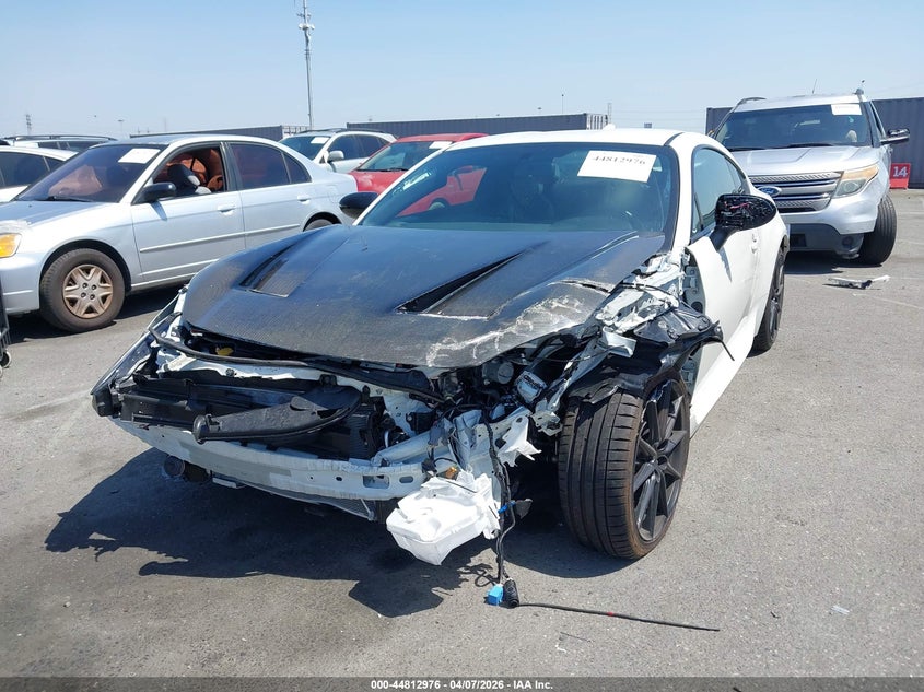 Vin: jf1znbe10p9766005, lot: 45310244, toyota gr86 premium 20232