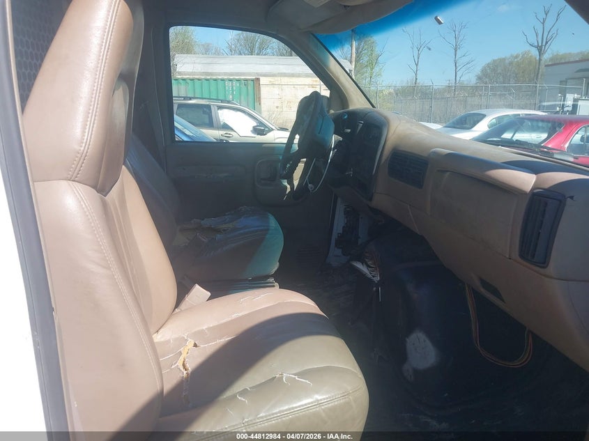 2002 Chevrolet Express