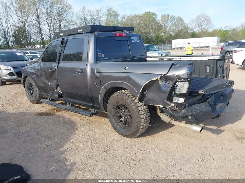 Vin: 1c6rr7yt2js154937, lot: 45310364, ram 1500 rebel  4x4 5'7 box 20183