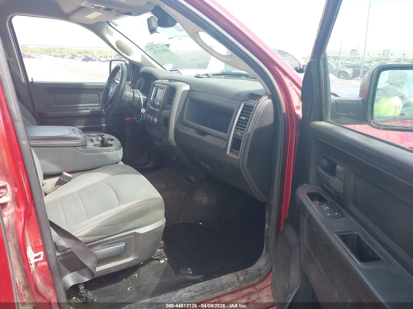 2015 Ram 1500 5.7 Ram Express red Lot 111044813126 Vin 1C6RR6KT2FS565796