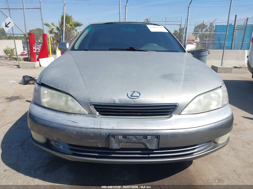 1999 Lexus Es 300 VIN: JT8BF28G2X5065190 Lot: 44813130