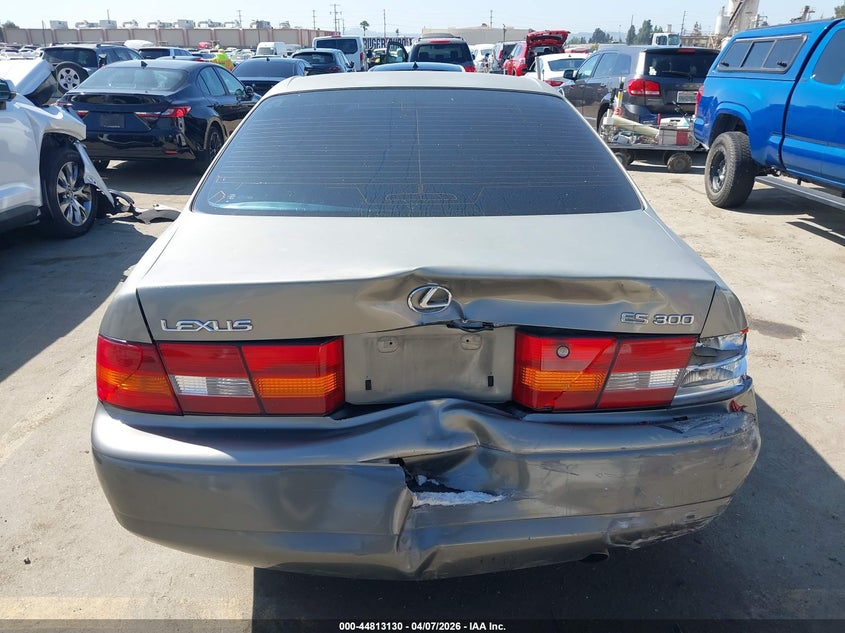 1999 Lexus Es 300 VIN: JT8BF28G2X5065190 Lot: 44813130