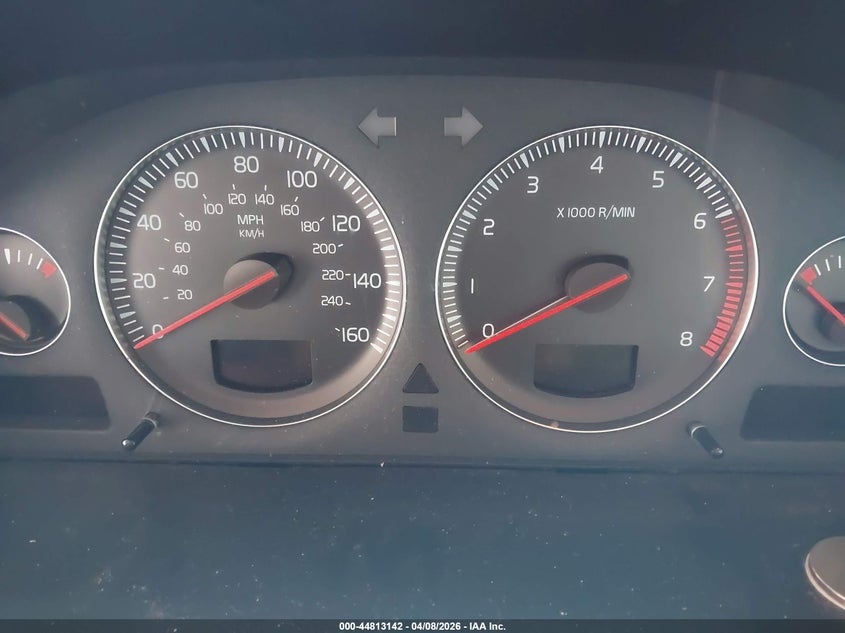 2005 Volvo V70 2.4 VIN: YV1SW612X52472836 Lot: 44813142