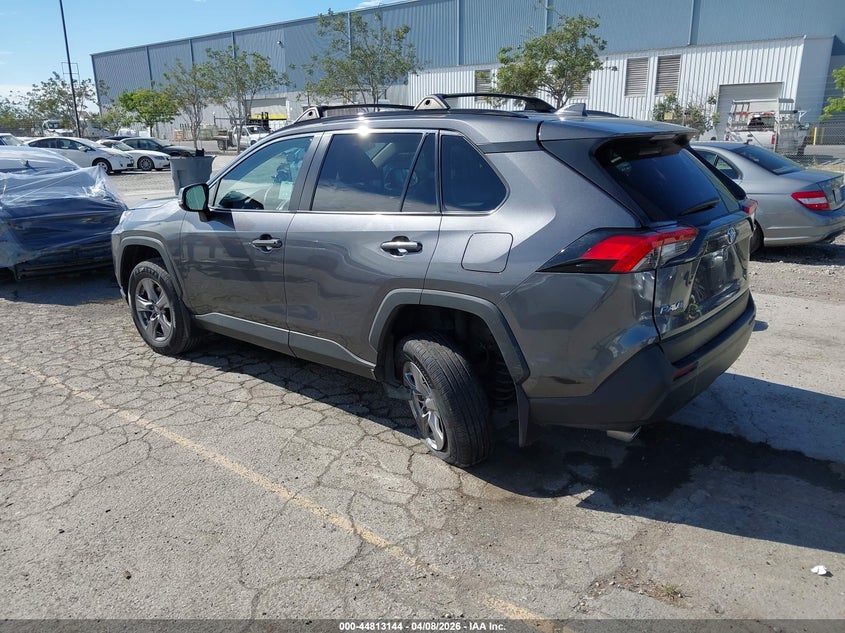 AtlanticExpress - Toyota RAV4