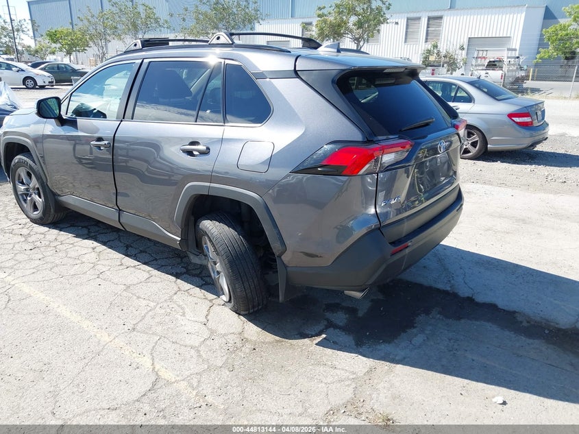 AtlanticExpress - Toyota RAV4