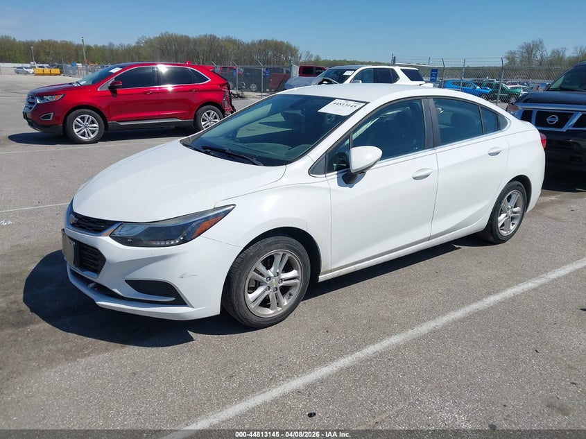 2018 Chevrolet Cruze Lt Auto 1G1BE5SM3J7212965 photo 1