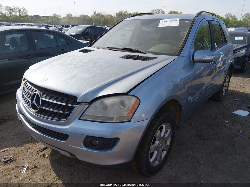 2007 Mercedes-Benz Ml 350 4Matic VIN: 4JGBB86E47A240513 Lot: 44813270