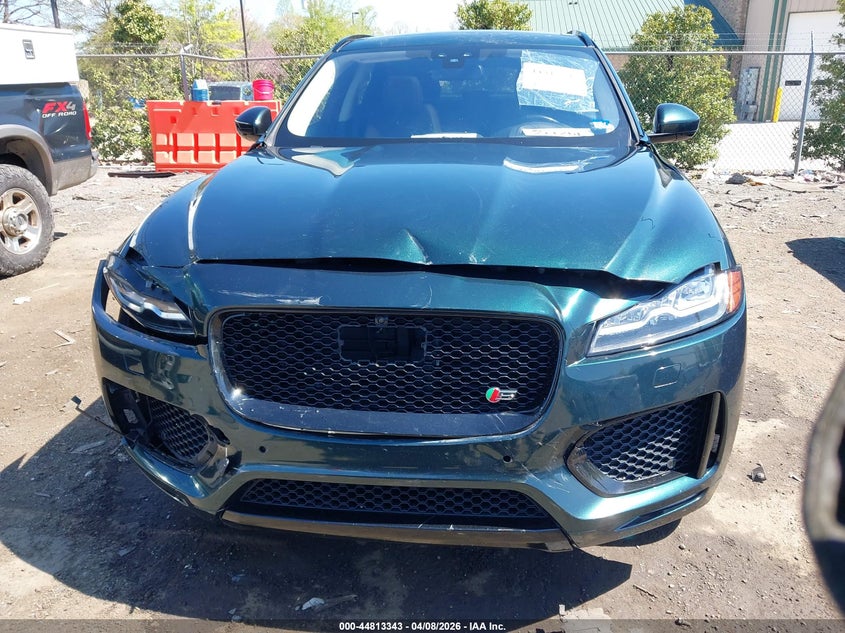JAGUAR F-PACE - zdjęcie 12