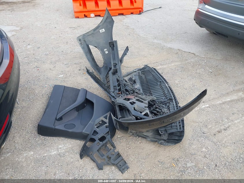 2015 Mercedes-Benz S 550 VIN: WDDUG8CB9FA171668 Lot: 44813397