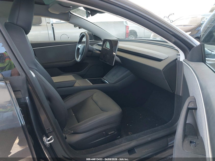 2025 TESLA MODEL 3 auction photo 5