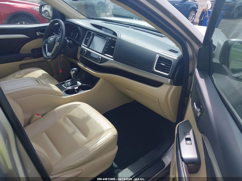 2016 Toyota Highlander Xle V6