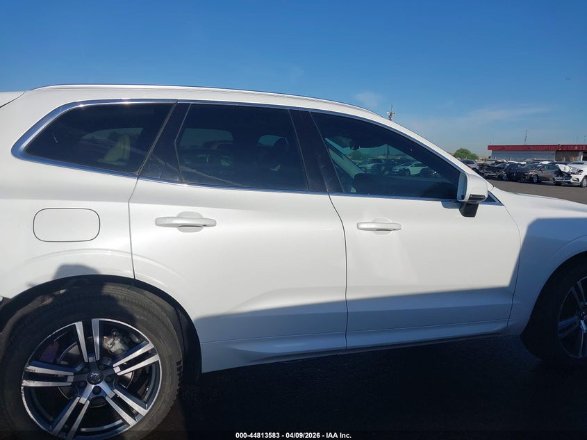 2021 Volvo Xc60 T5 Momentum VIN: YV4102DK9M1696768 Lot: 44813583