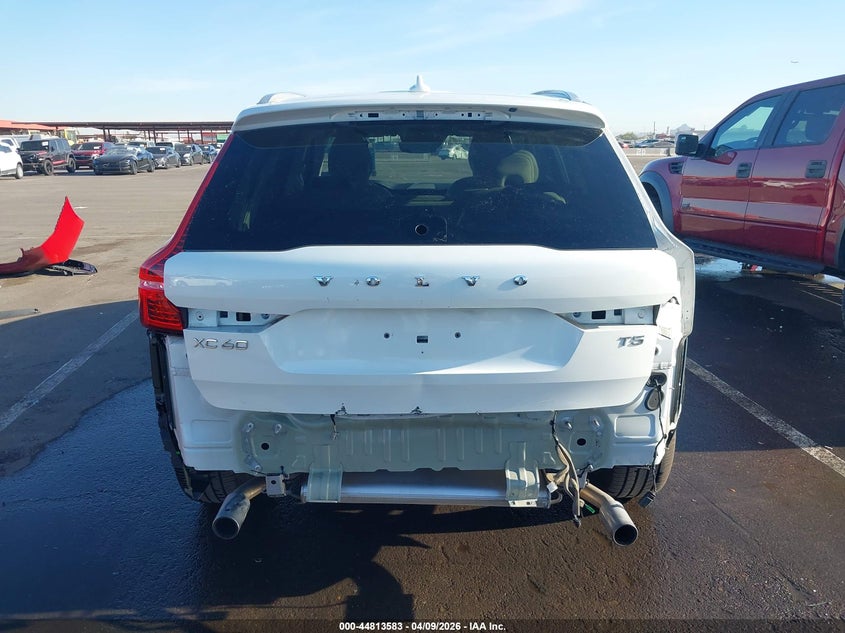 2021 Volvo Xc60 T5 Momentum VIN: YV4102DK9M1696768 Lot: 44813583